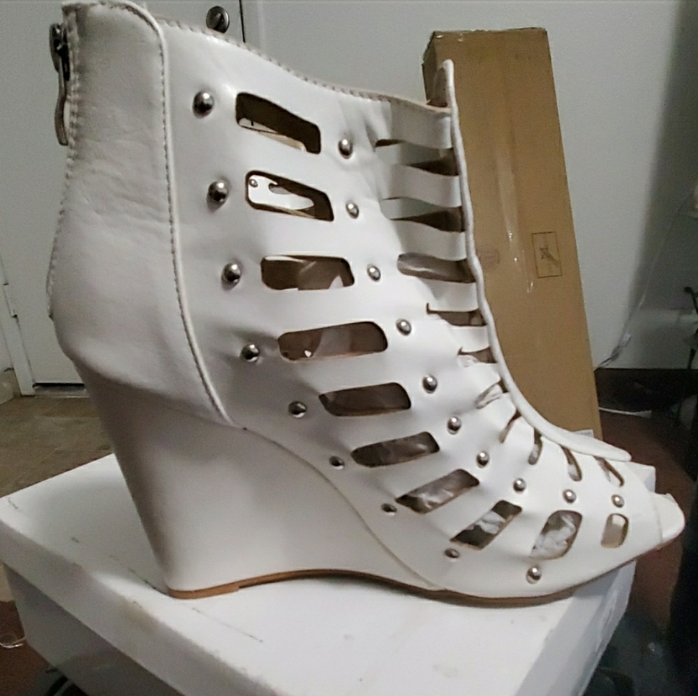 Ashley  Stewart wedges